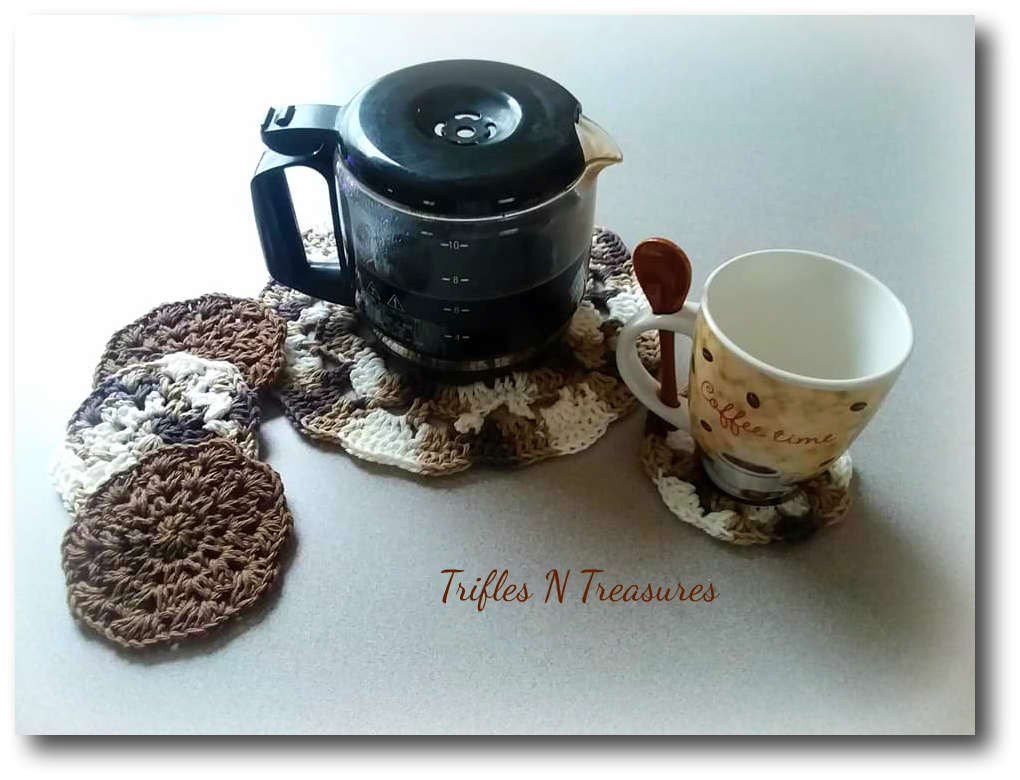 Placemat&Coasters~FREE~TriflesNTreasures