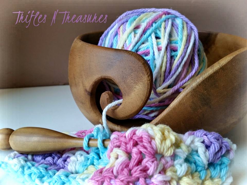 TriflesNTreasures yarn bowl from Furls